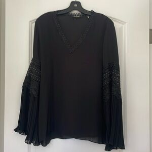 Kobi halperin black silk blouse  Bell sleeved used size extra large